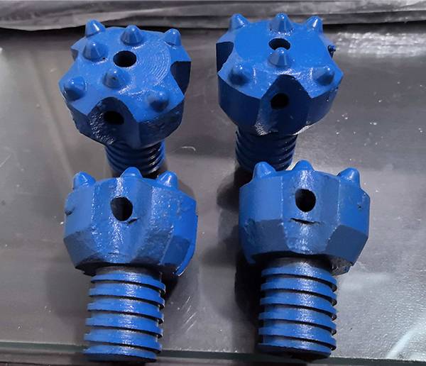 高炉开口钻头