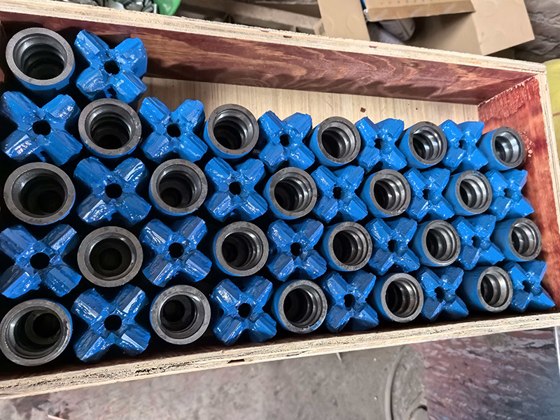 高强度高炉开口钻头